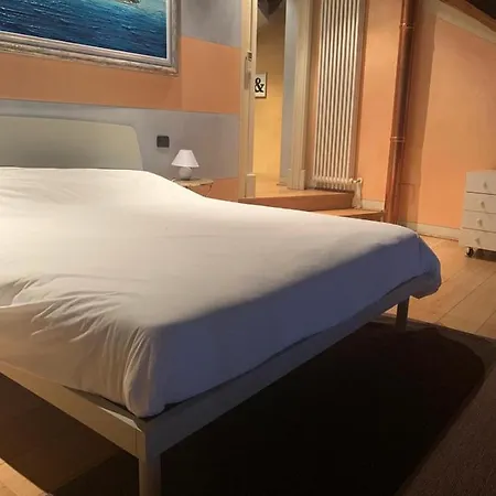 Dolce Vista, Lake Front Apartament *